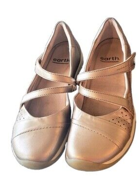 Earth Kara Newton Mary Jane Flats Womens 7.5M Metallic Bronze Leather Eyelet